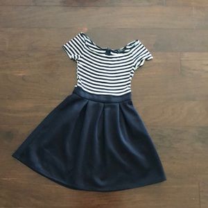 B. Darlin dress w/ navy and white stripes size S